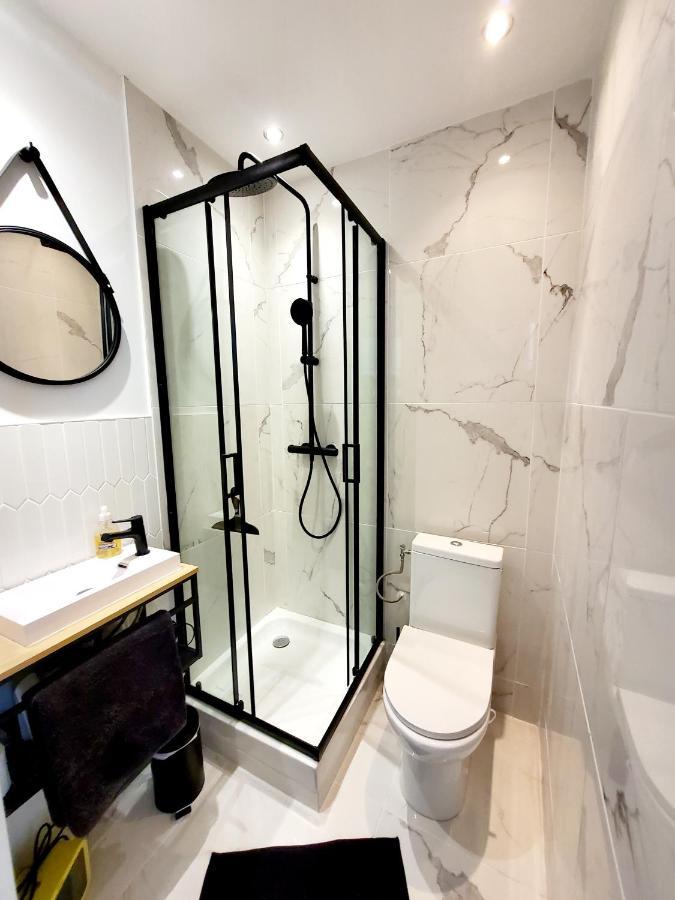 Studio Jeannette Avec Balcon Et Juste A 130 Metres Plage ! Plein Centre ! Wifi - Draps Serviettes Inclus ! 滨海图维列 外观 照片